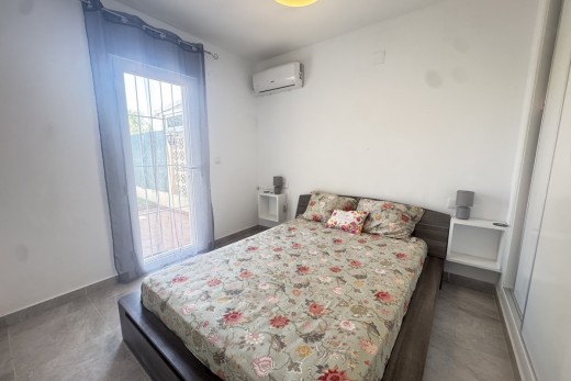 Resale - Apartment - Villamartin