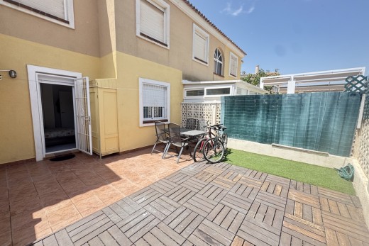 Resale - Apartment - Villamartin