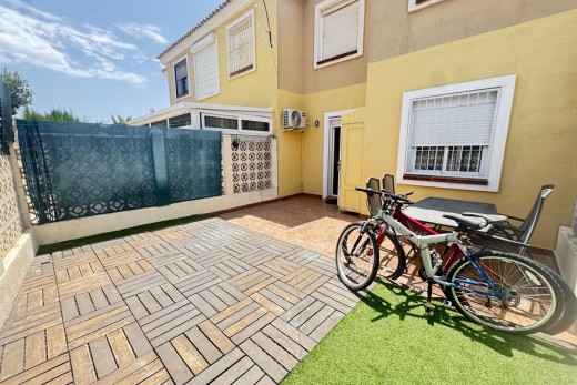 Resale - Apartment - Villamartin