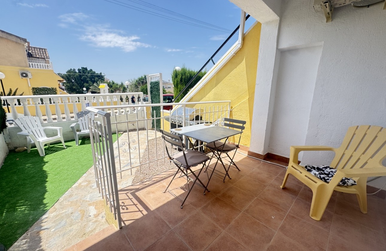 Resale - Apartment - Villamartin
