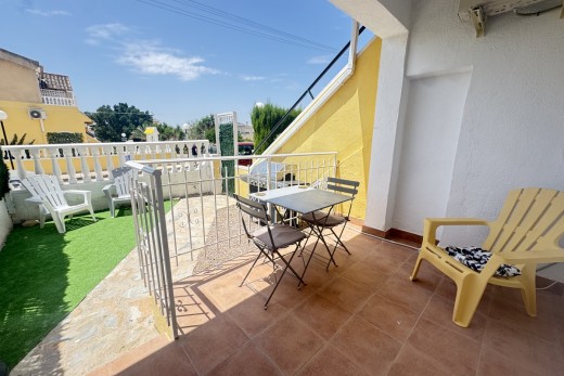 Resale - Apartment - Villamartin