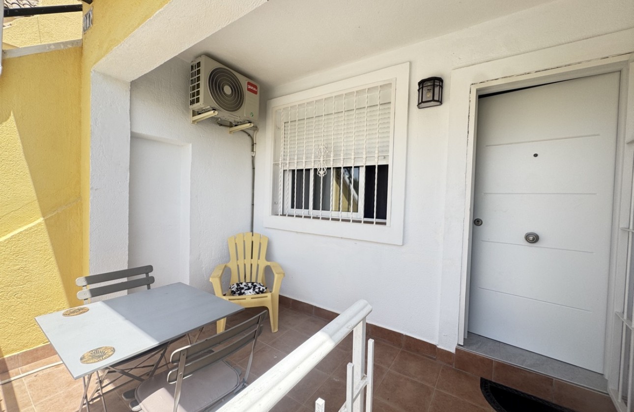 Resale - Apartment - Villamartin