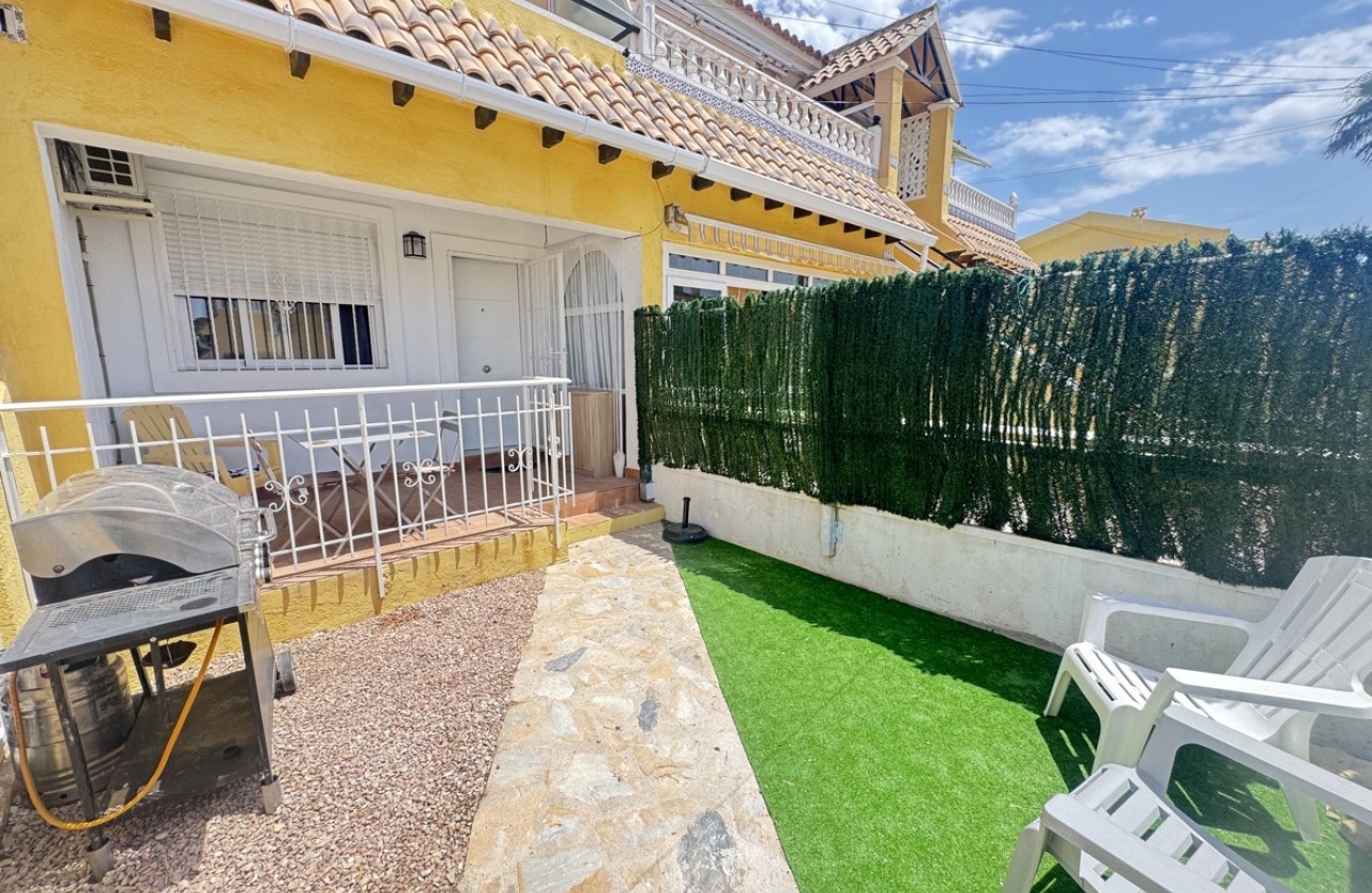 Resale - Apartment - Villamartin