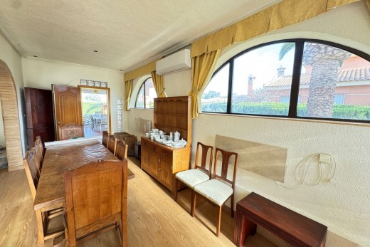 Resale - Villa - Cabo Roig