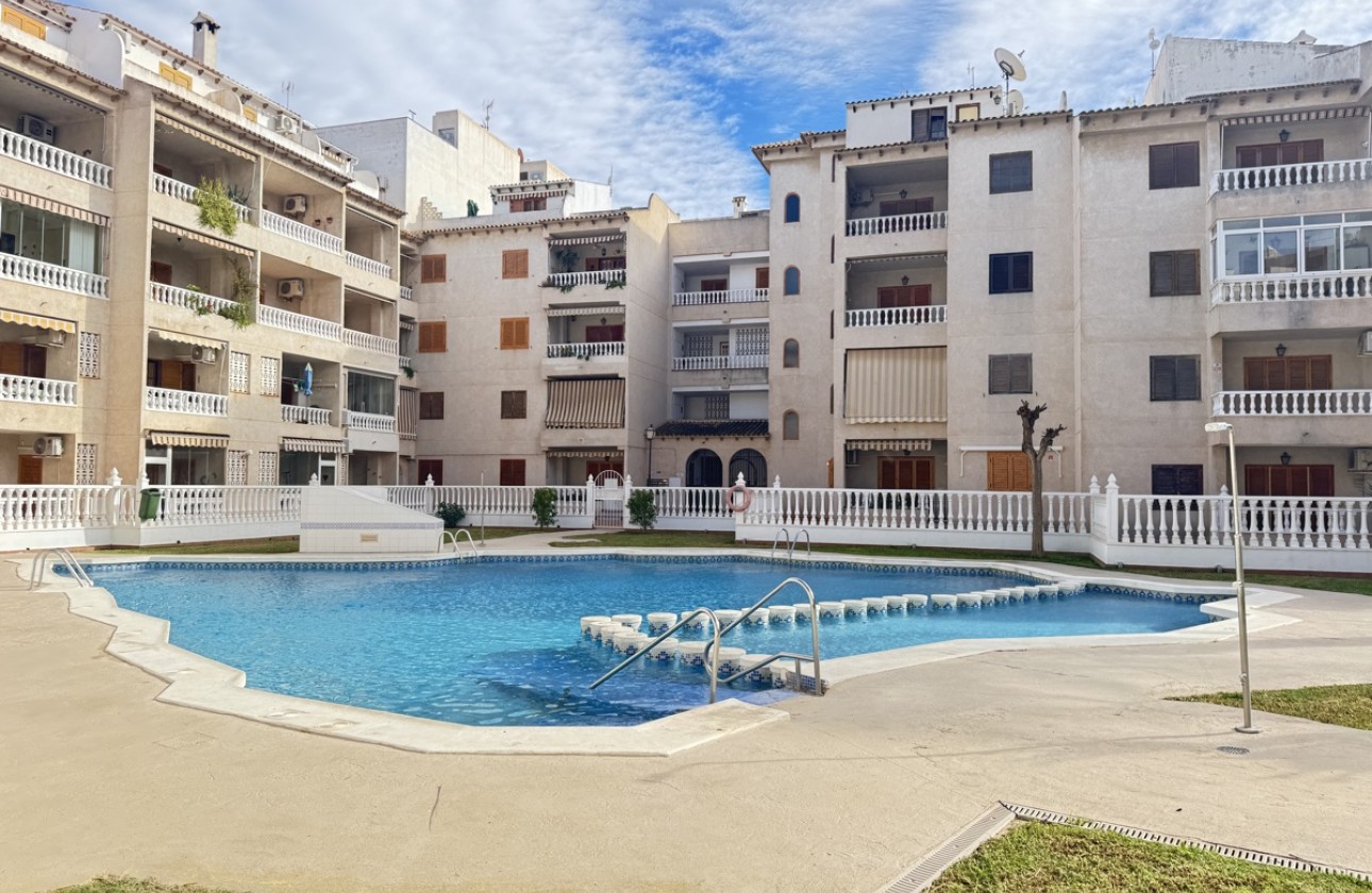 Resale - Apartment - Torrevieja