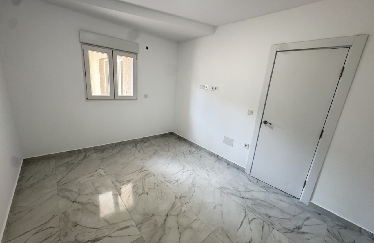 Resale - Apartment - Torrevieja