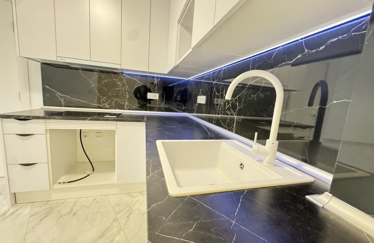 Resale - Apartment - Torrevieja
