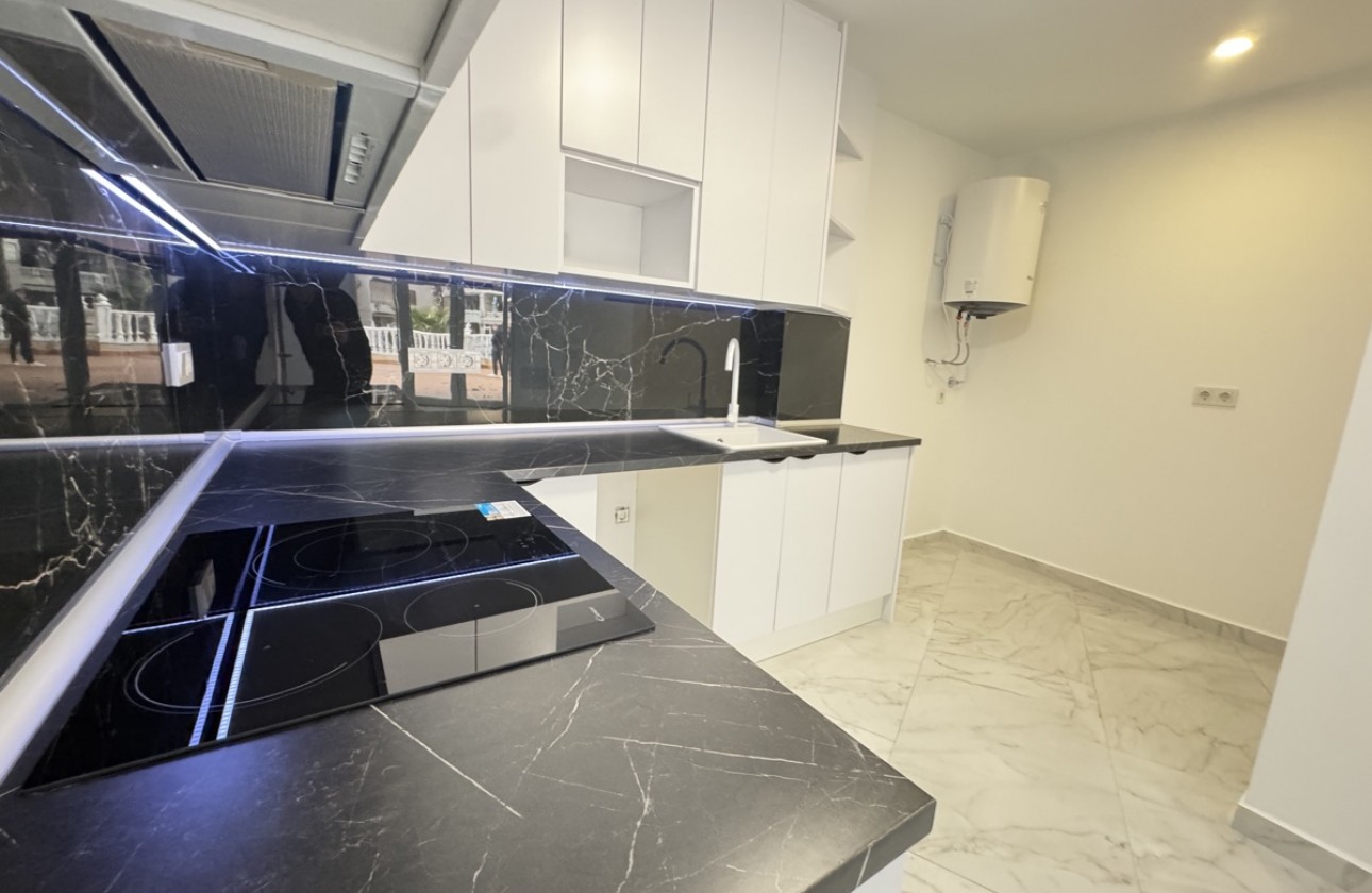 Resale - Apartment - Torrevieja