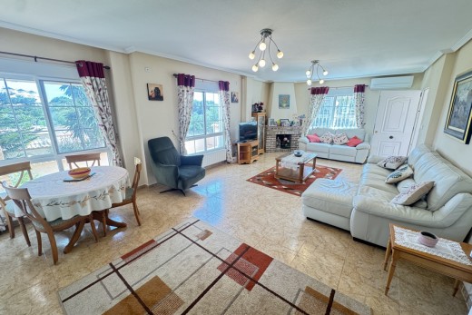 Resale - Villa - La Zenia