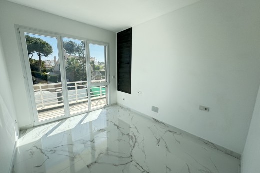 Resale - Villa - Los Balcones