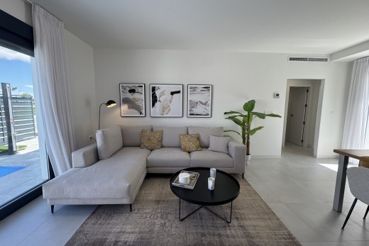 Resale - Villa - roldan