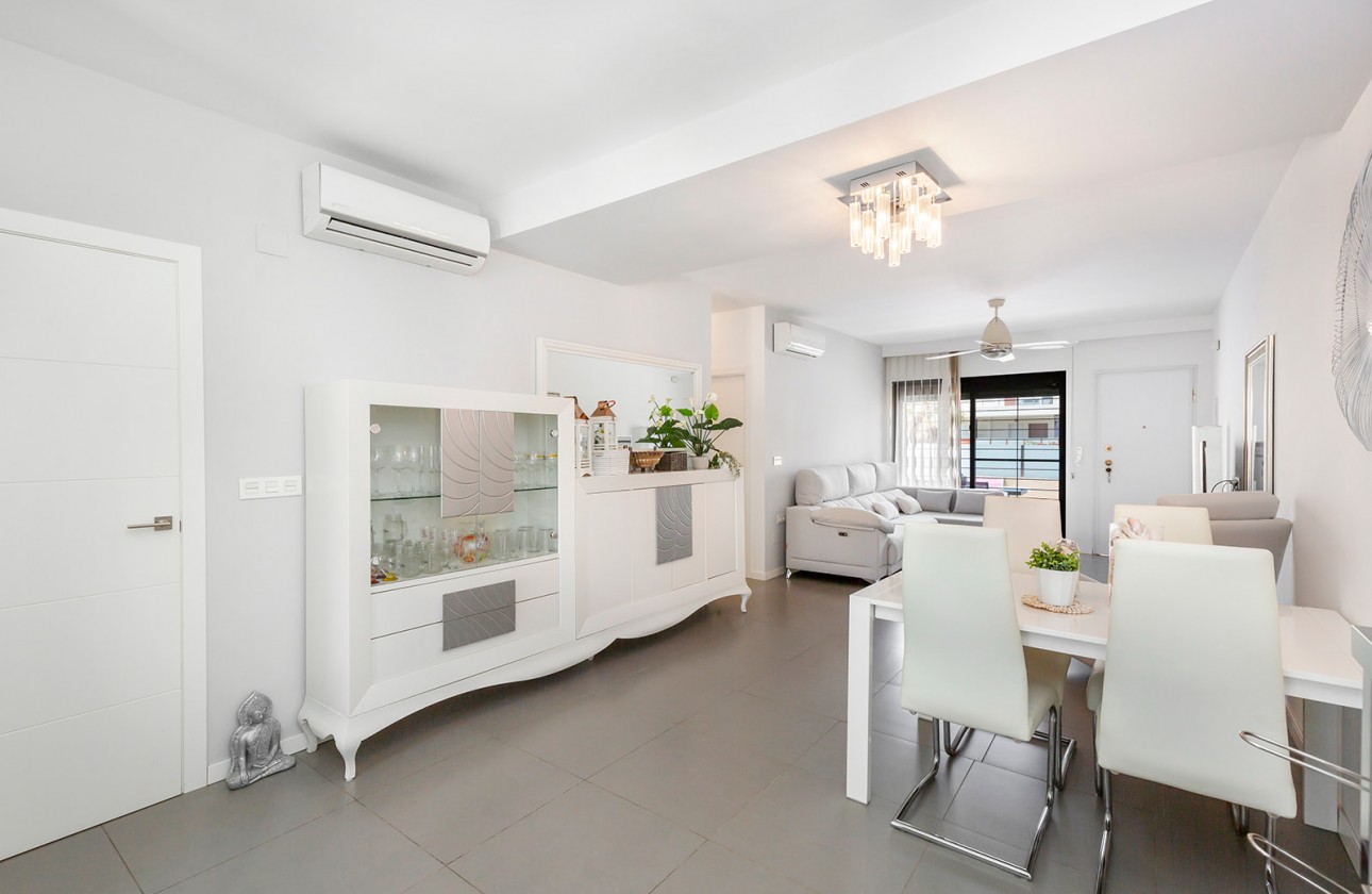 Resale - Apartment - Torre de la Horadada