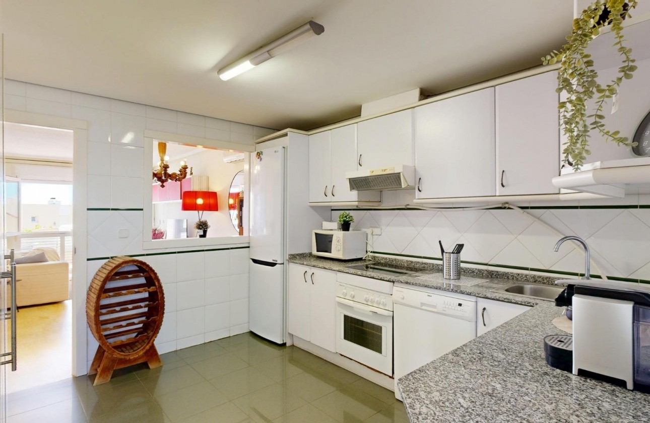 Reventa - Apartamento - Orihuela Costa - Campoamor
