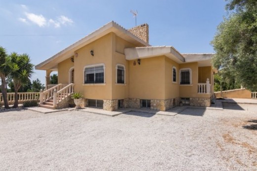 Resale - Villa - Crevillente