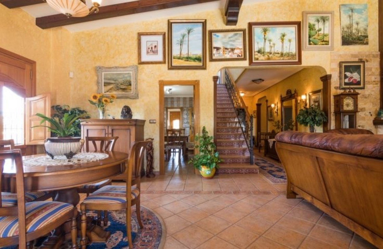 Reventa - Chalet - Crevillente