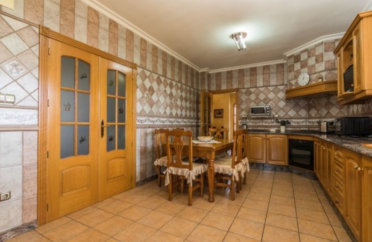 Reventa - Chalet - Crevillente