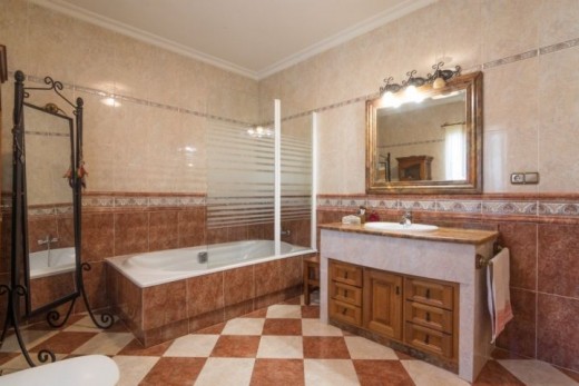 Resale - Villa - Crevillente