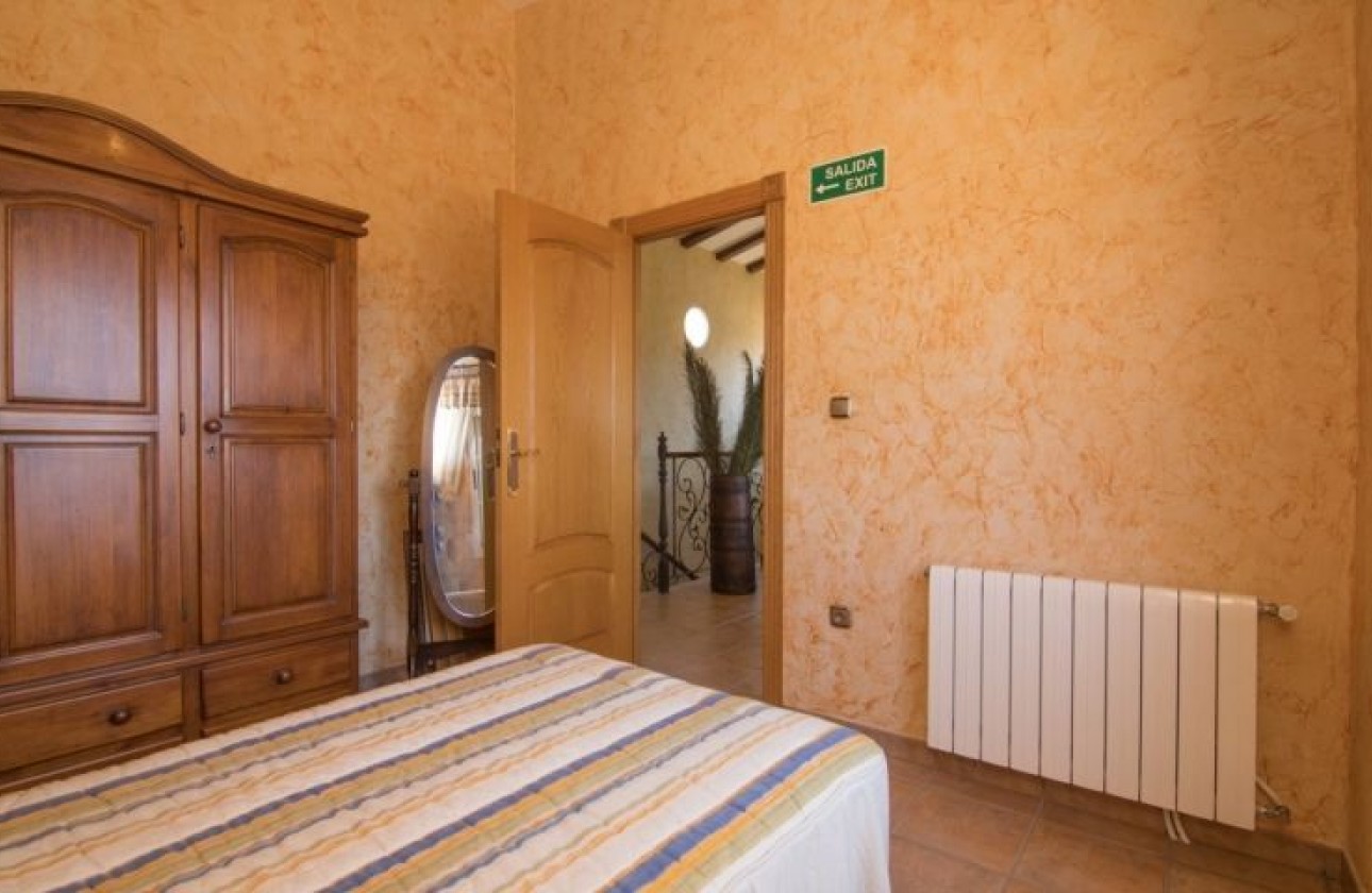 Reventa - Chalet - Crevillente
