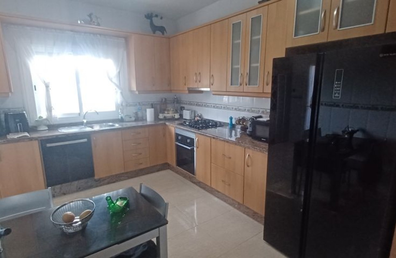 Resale - Villa - Orihuela Costa