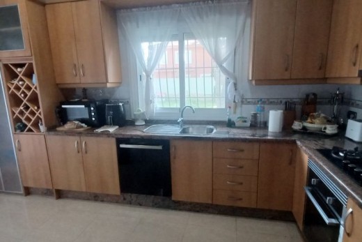 Resale - Villa - Orihuela Costa