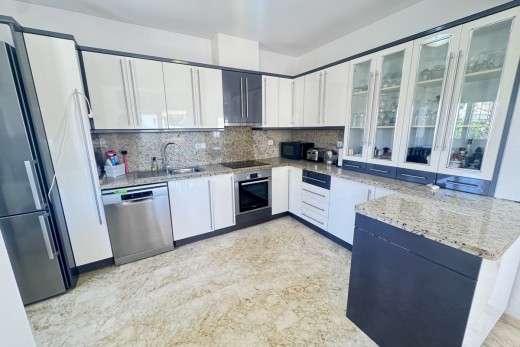 Resale - Villa - Las Ramblas Golf