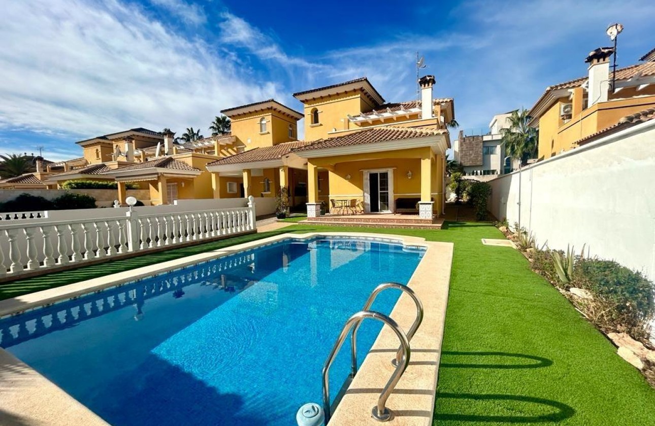 Reventa - Chalet - Orihuela Costa - Cabo Roig