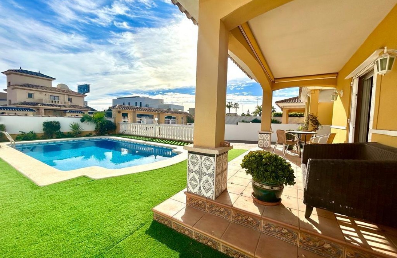 Reventa - Chalet - Orihuela Costa - Cabo Roig