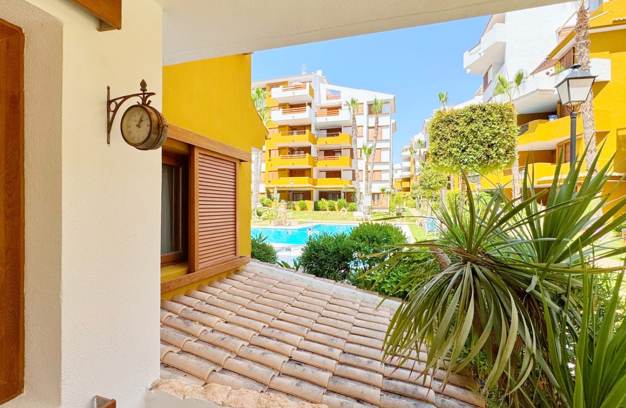 Resale - Apartment - Torrevieja - Punta prima