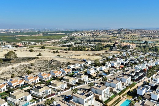 Resale - Villa - Algorfa - La Finca Golf Resort