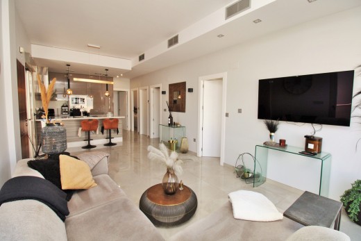Resale - Villa - Villamartin