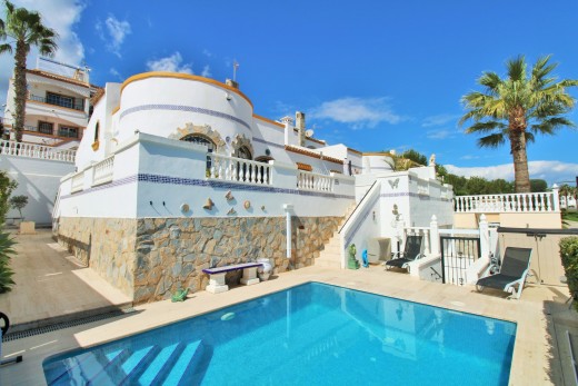 Resale - Villa - Villamartin - Los Dolses