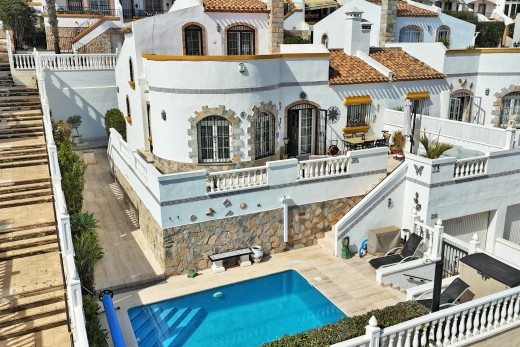 Resale - Villa - Villamartin - Los Dolses
