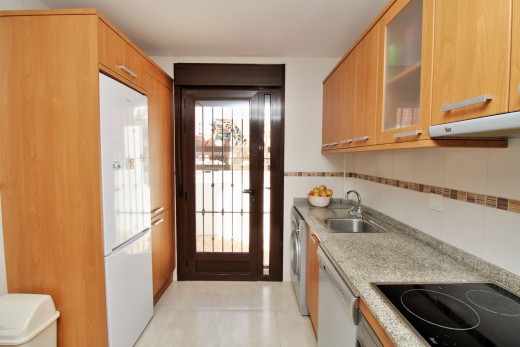 Återförsäljning -  - Villamartin - PAU 8