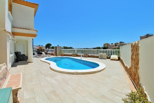 Resale - Villa - Villamartin - Los Dolses