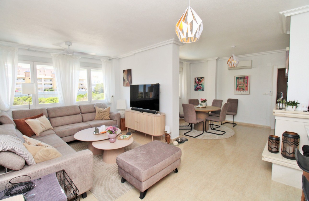 Resale - Villa - Villamartin - Los Dolses