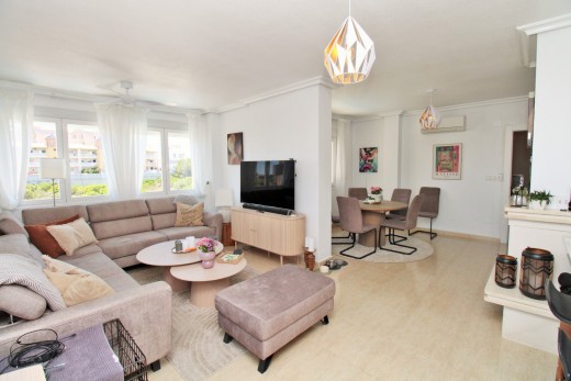 Resale - Villa - Villamartin - Los Dolses