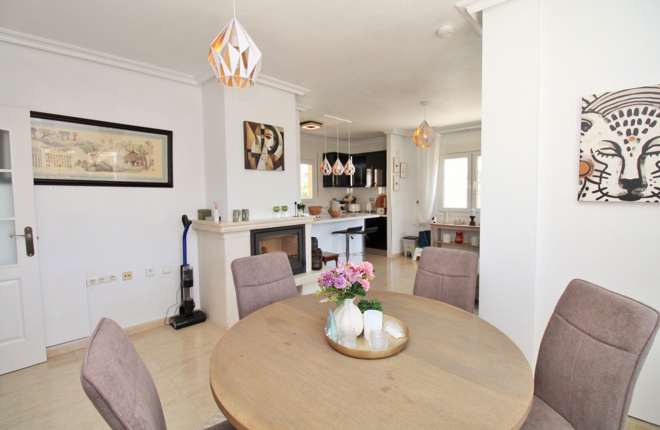 Resale - Villa - Villamartin - Los Dolses