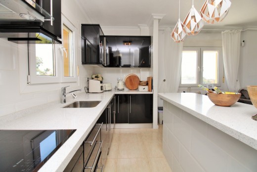 Resale - Villa - Villamartin - Los Dolses