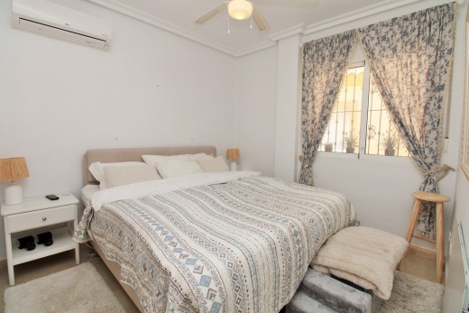 Resale - Villa - Villamartin - Los Dolses