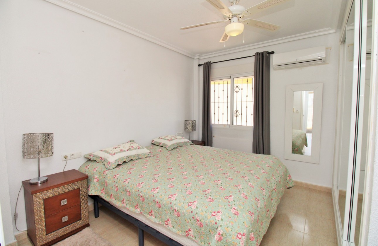 Resale - Villa - Villamartin - Los Dolses