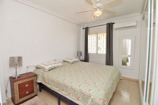 Resale - Villa - Villamartin - Los Dolses
