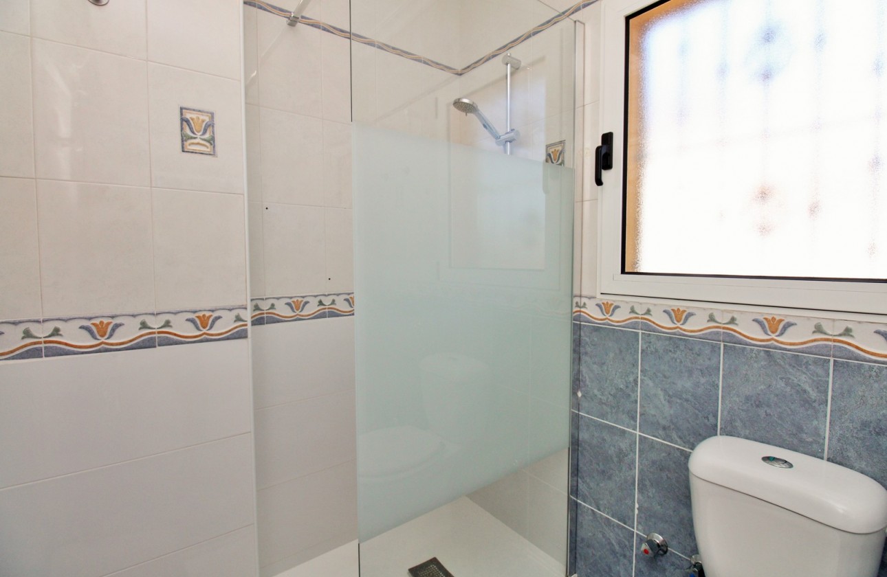Resale - Villa - Villamartin - Los Dolses