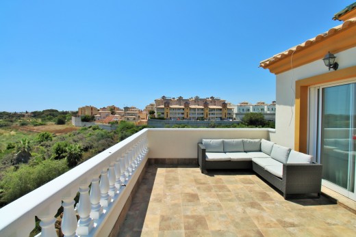 Resale - Villa - Villamartin - Los Dolses