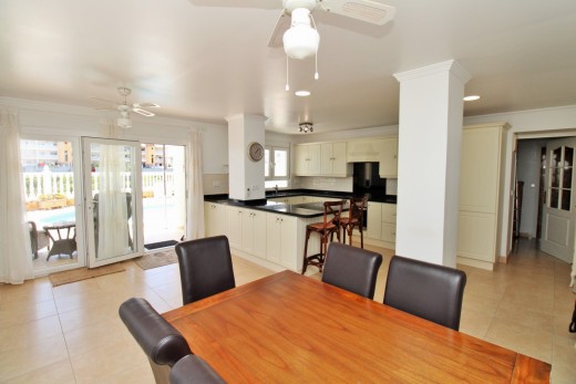 Resale - Villa - Villamartin - Los Dolses