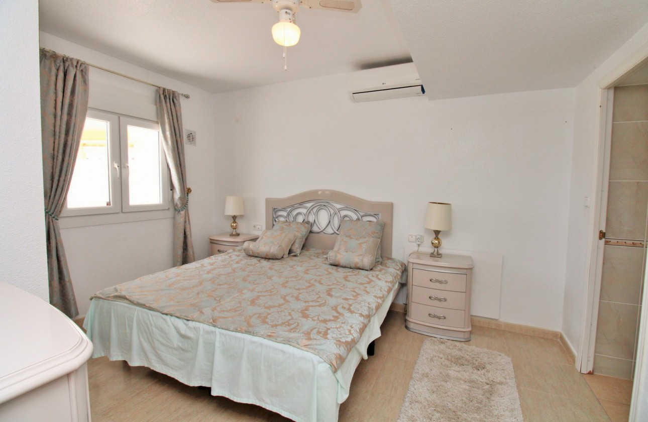 Resale - Villa - Villamartin - Los Dolses