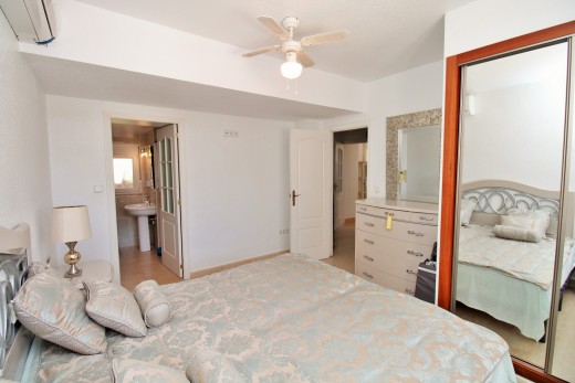 Resale - Villa - Villamartin - Los Dolses