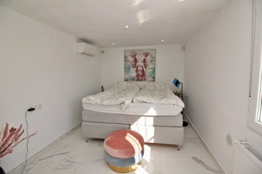 Resale - Villa - Villamartin