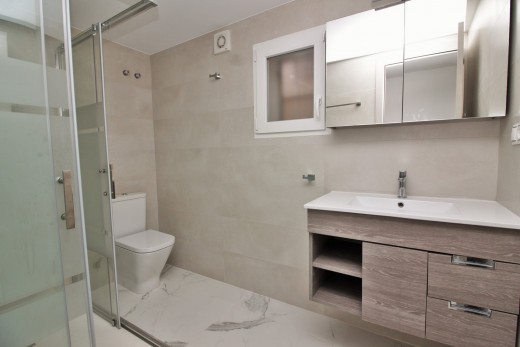Resale - Villa - Villamartin