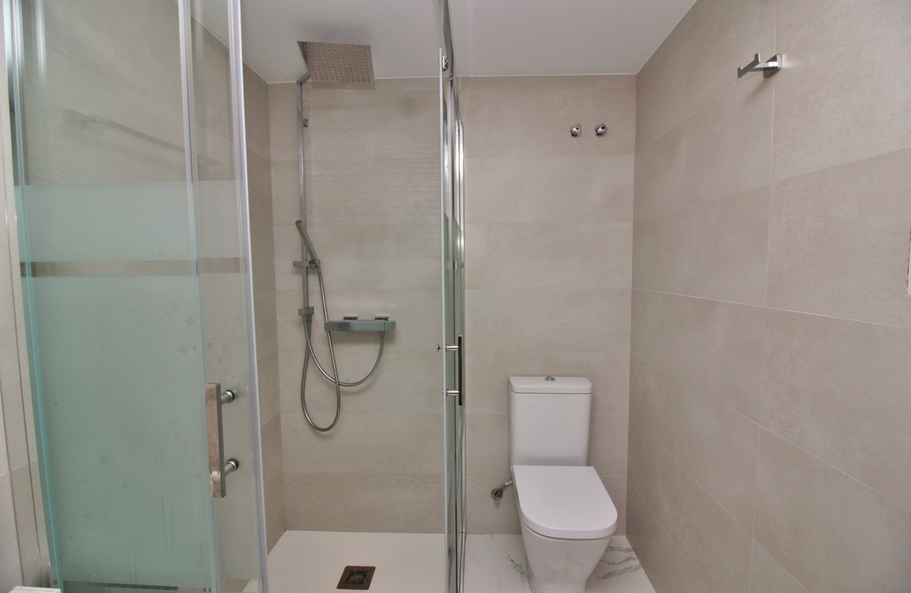 Resale - Villa - Villamartin