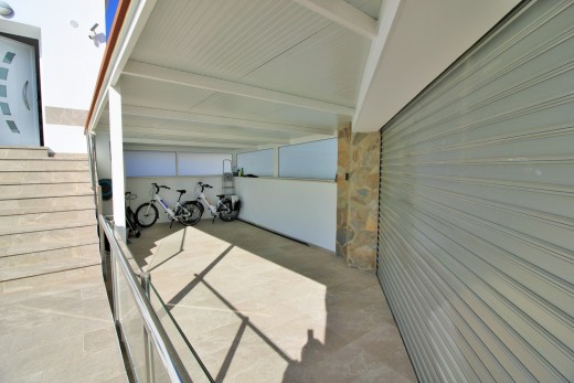 Resale - Villa - Villamartin